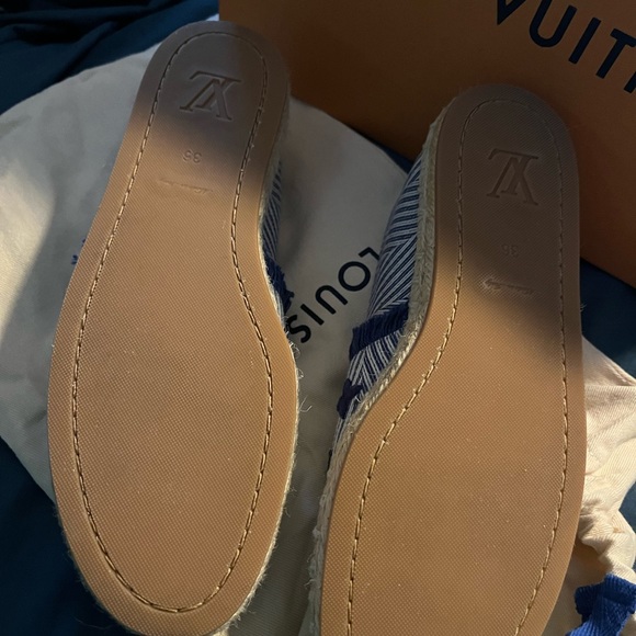 Louis Vuitton espadrilles - Picture 2 of 3
